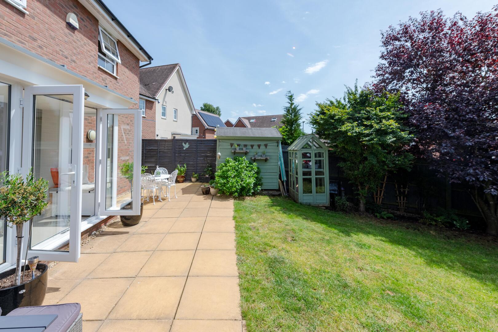 Gladstone Place, Blakedown, Kidderminster